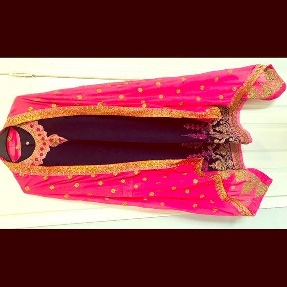 #18 ✅✅✅Indian/Pakistani Embroidery Salwar Kameez - Picture 2 of 6